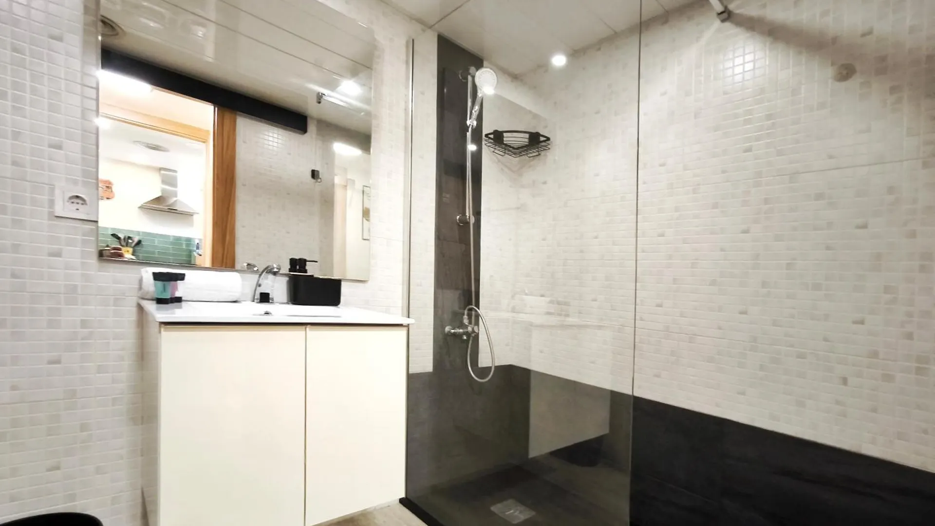 Apartamento 5 Min A Pie De Playa De Lloret De Mar 0*,  Španělsko
